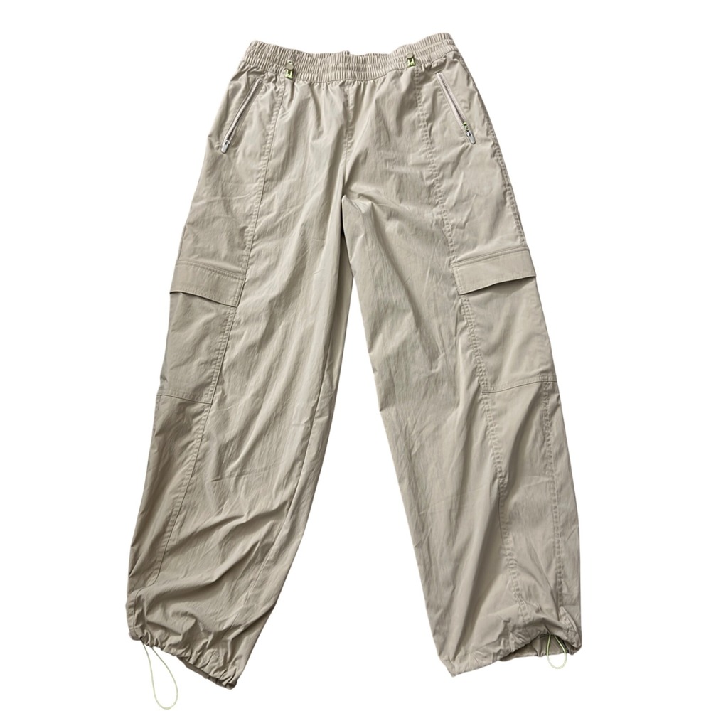 Athleta Cargo Pants Tan Beige Elastic Waist‎ Bungee Hem Outdoor Size M BB07
